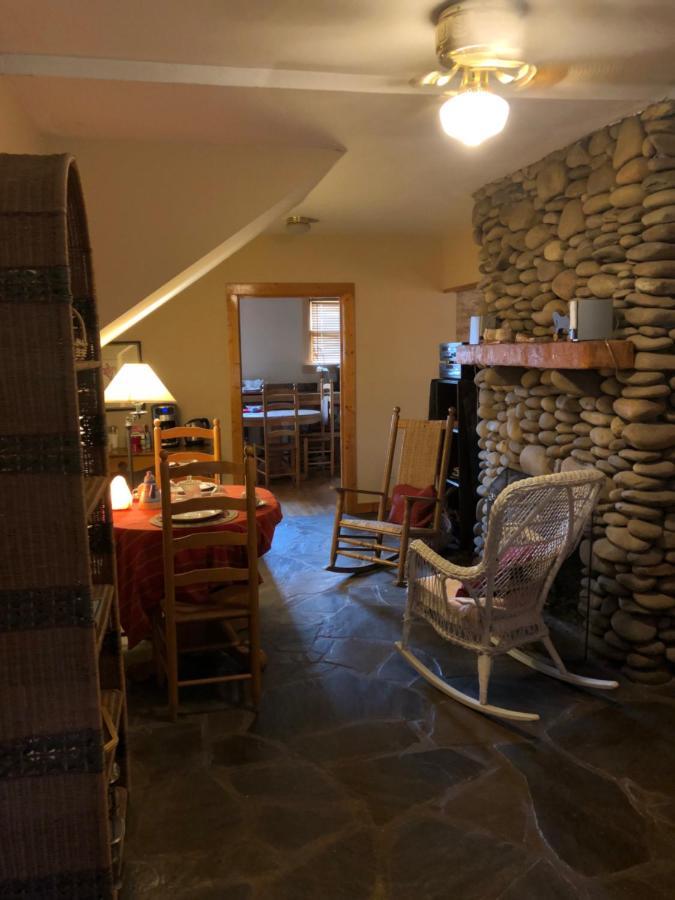 Smokies Bed And Breakfast - Evergreen Cottage Inn Пиджен-Фордж Экстерьер фото